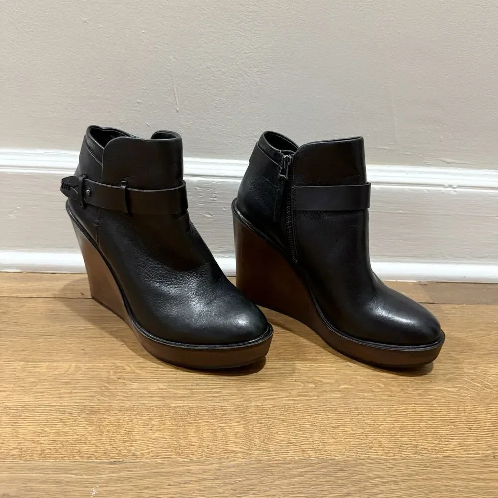Dolce Vita Women's Black Colie Leather Wood Platform Wedge Ankle Boots Sz 9.5